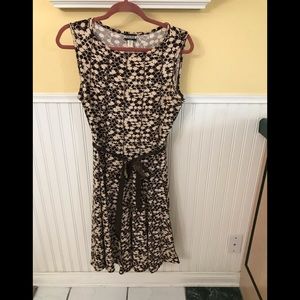 Haani Dresses - Haani Petite Large midi dress Haani Dresses - Haani Petite Large midi dress